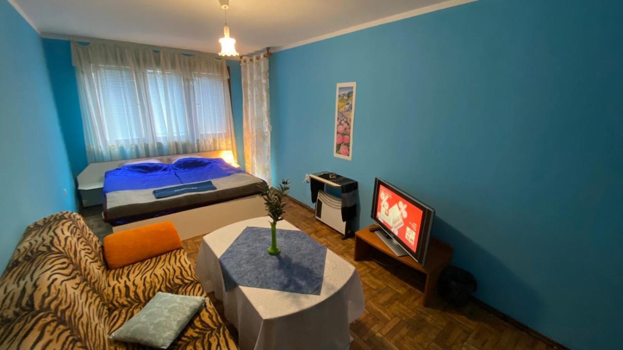 Аria B&B Burgas Luaran gambar